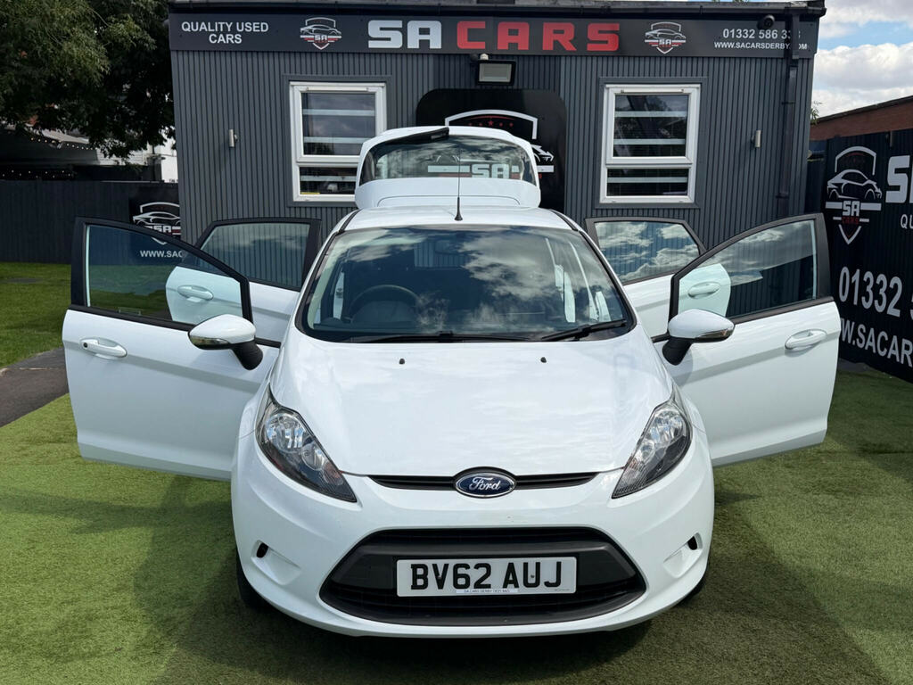 Ford Fiesta 1.25 Zetec Silver #17