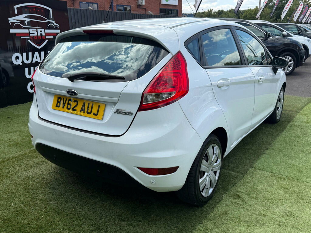 Ford Fiesta 1.25 Zetec Silver #10