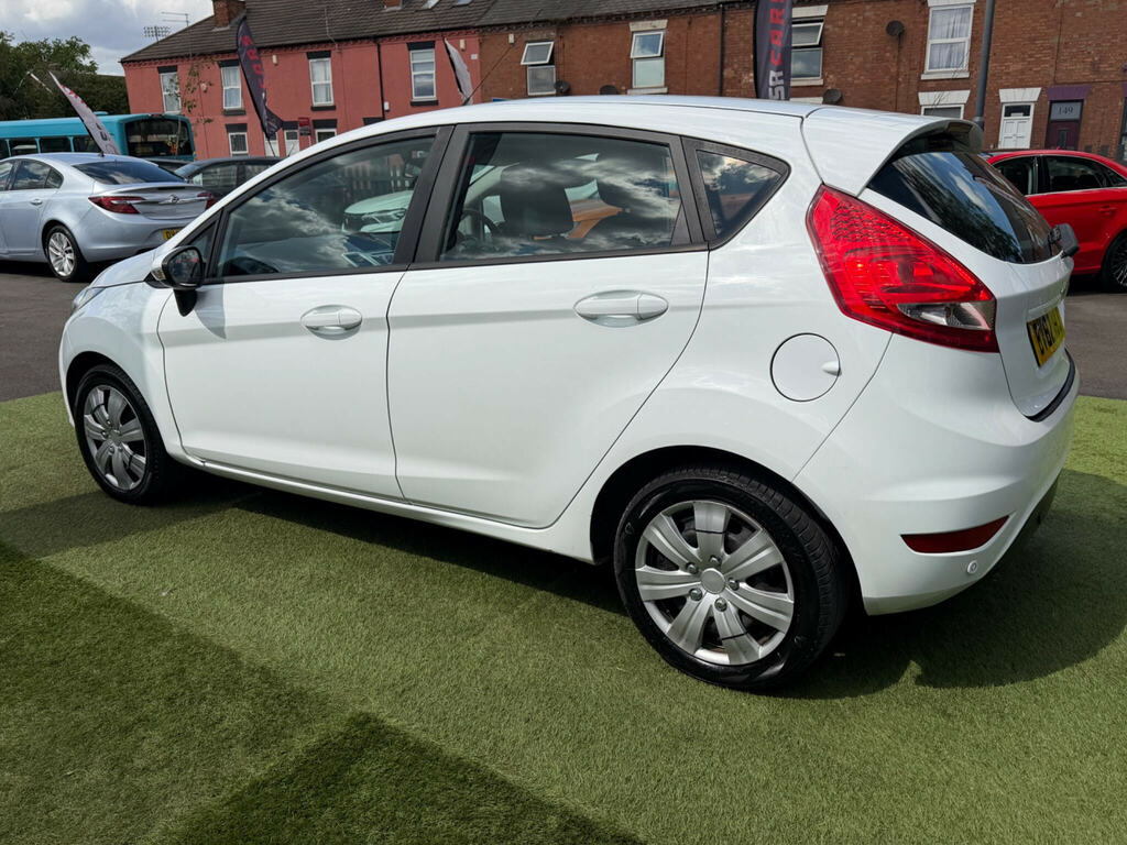 Ford Fiesta 1.25 Zetec Silver #13