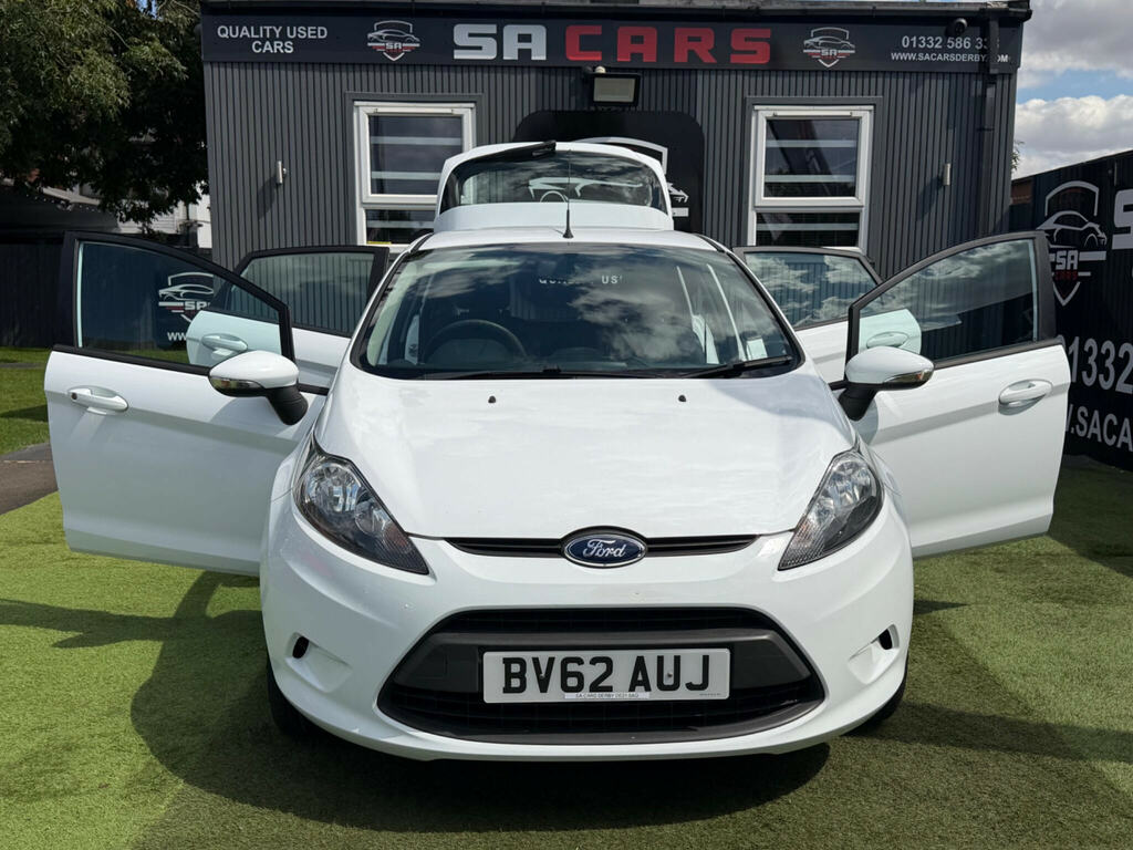 Ford Fiesta 1.25 Zetec Silver #18