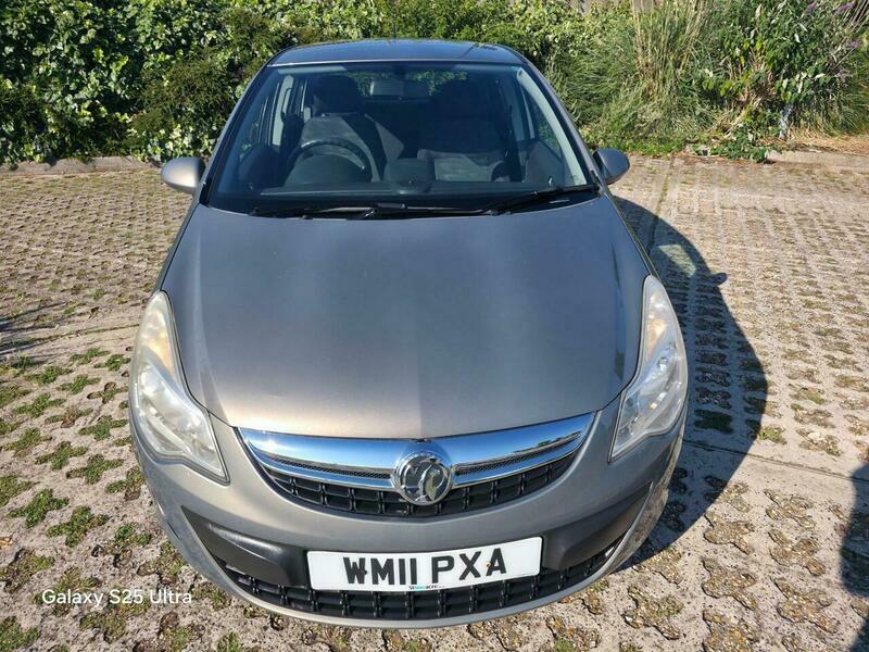 Vauxhall Corsa 1.4 16V Exclusiv Euro Brown #2