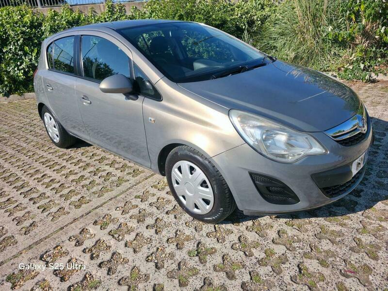 Vauxhall Corsa 1.4 16V Exclusiv Euro Brown