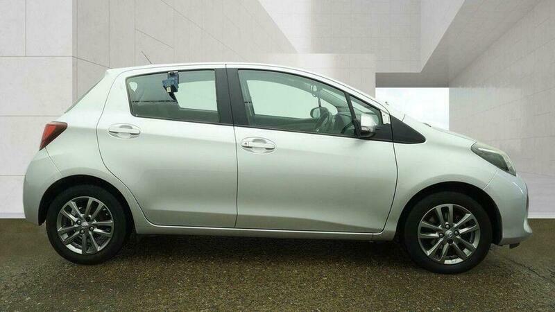 Toyota Yaris 1.33 Dual Vvt-i Icon  #4