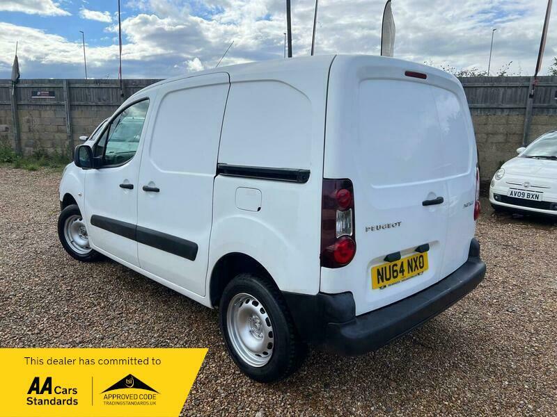 Peugeot Partner 1.6 Hdi 850 S NU64NXO White #2
