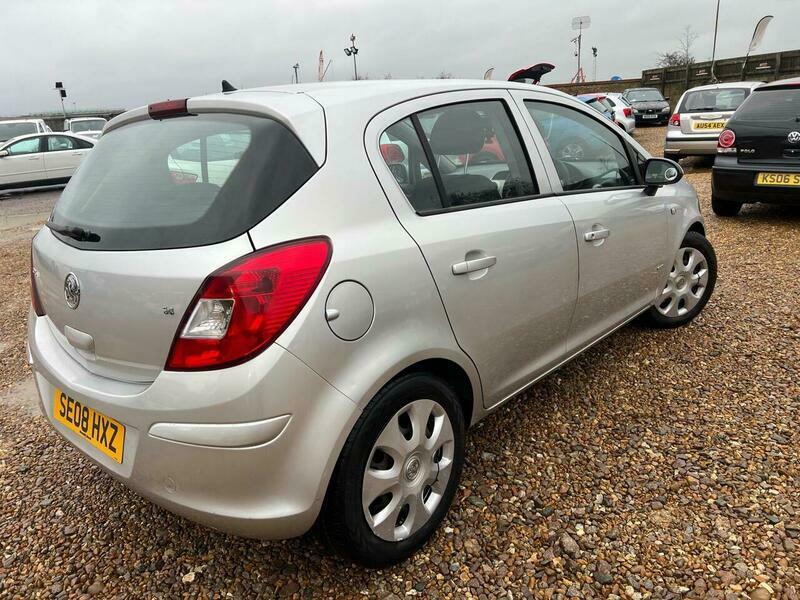 Vauxhall Corsa 1.4I 16V Club Silver #6