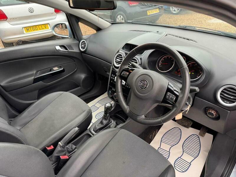 Vauxhall Corsa 1.4I 16V Design AC08LVT Blue #6