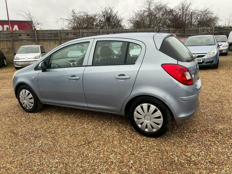 Vauxhall Bu08jho White #10