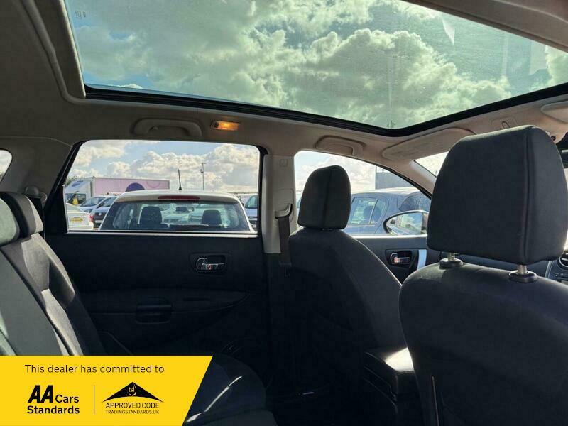 Nissan Qashqai+2 1.6 Acenta 2Wd Euro Black #3