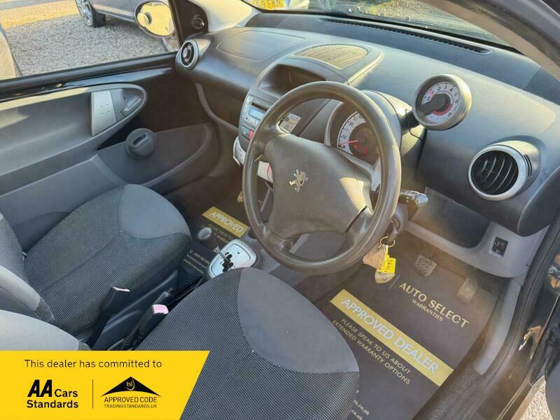 Peugeot 107 1.0 12V Urban Hatchback DU56KGQ Black #5