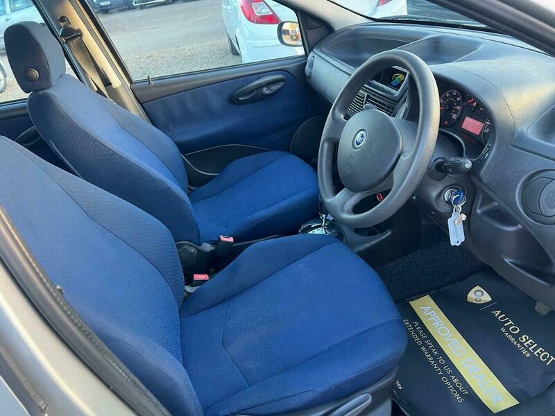 Fiat Punto 1.2 Dynamic Hatchback Blue #24
