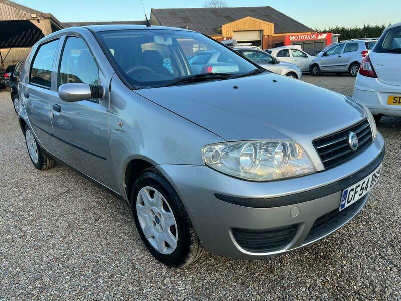 Fiat Punto 1.2 Dynamic Hatchback Blue #16