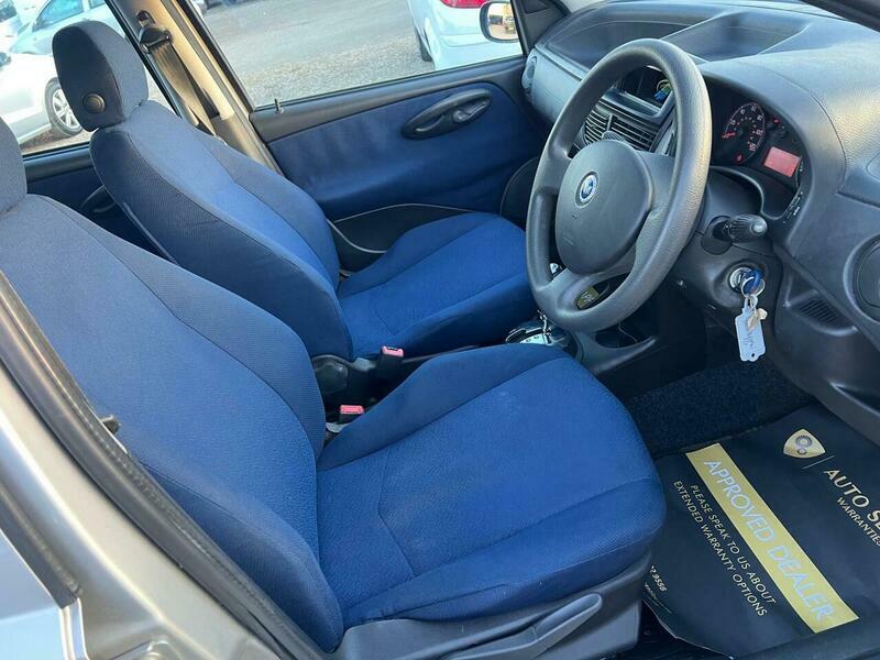 Fiat Punto 1.2 Dynamic Hatchback Blue #23