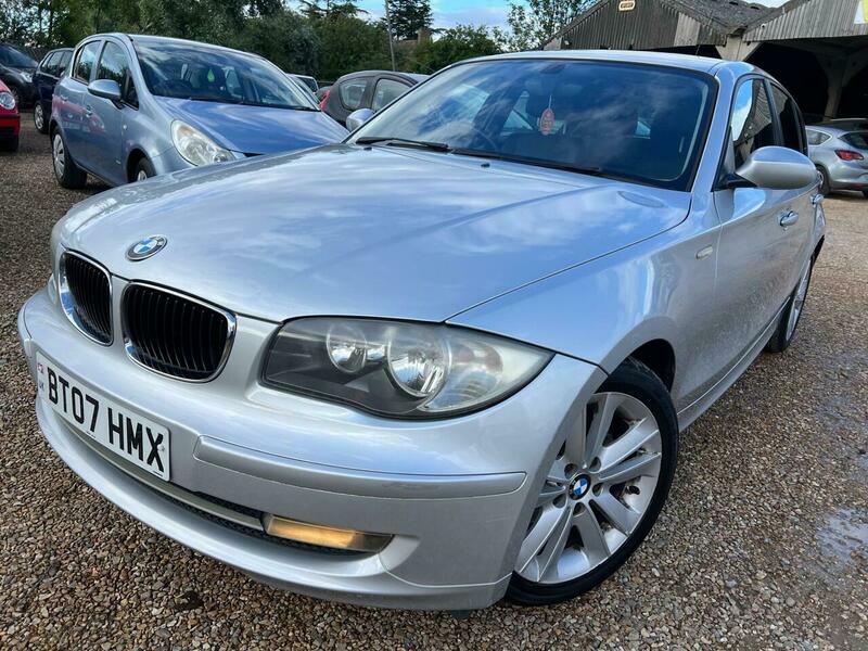 BMW 1 Series 2.0 118I Se Steptronic Silver