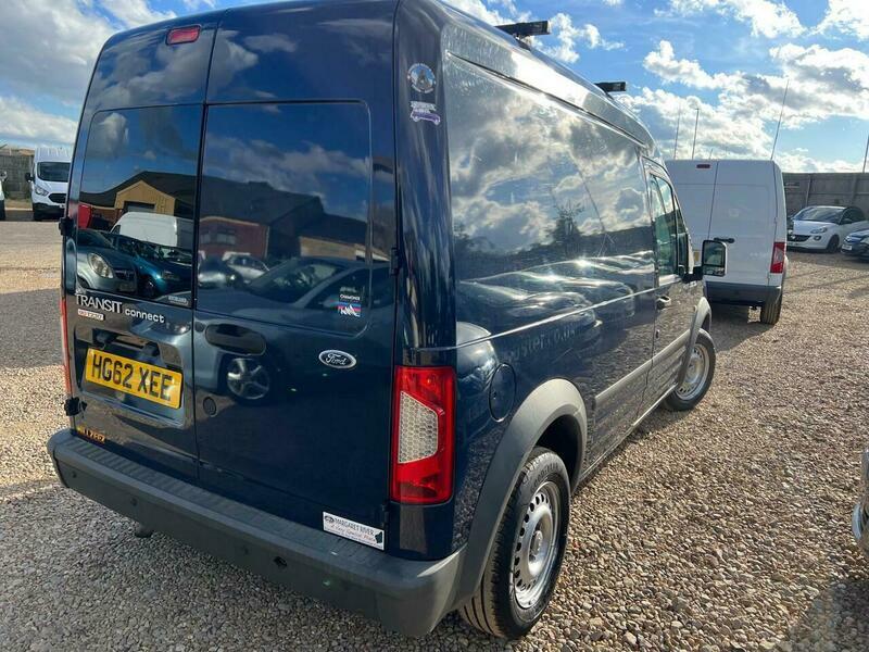 Ford Transit Connect Mpv White #9