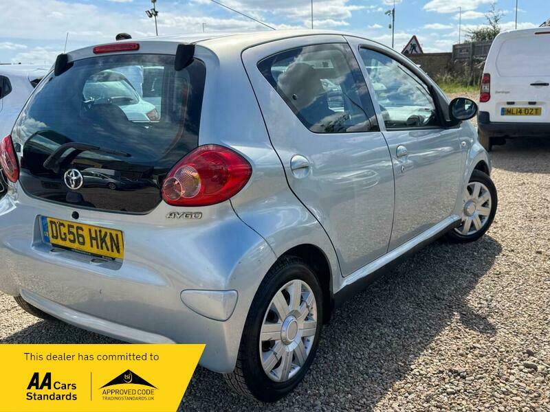 Toyota Aygo 1.0 Vvt-i Multimode Blue #5