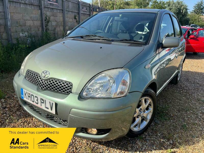 Toyota Yaris 1.3 Vvt-i T Spirit Green #3