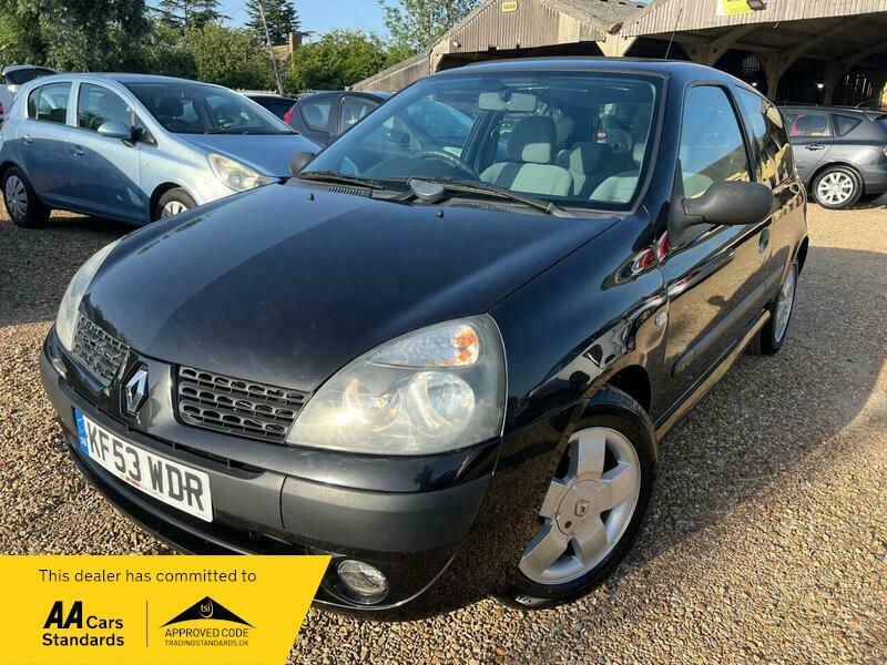 Renault Clio 1.4 16V Expression Black
