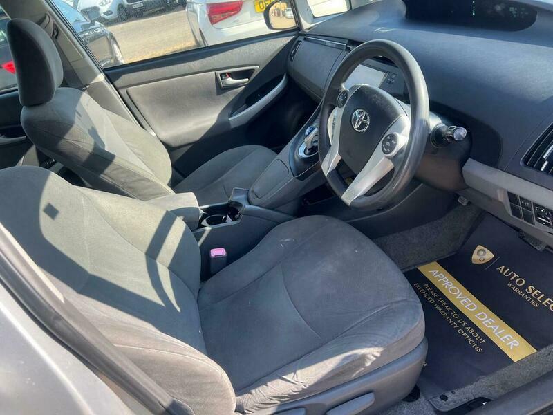 Toyota Prius Hybrid Hybrid Black #21