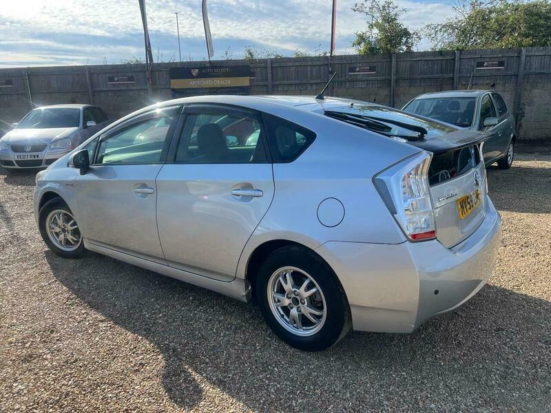 Toyota Prius Hybrid Hybrid Black #9