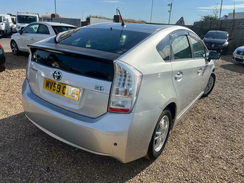 Toyota Prius Hybrid Hybrid Black #10