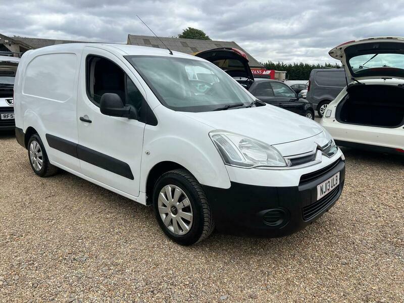 Citroen Berlingo 1.6 Hdi 625 Enterprise White #2