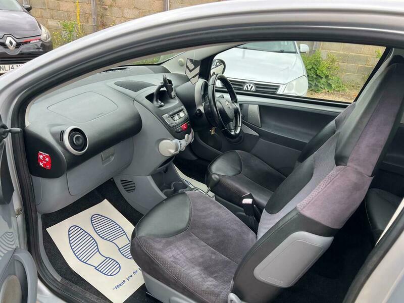 Toyota Aygo 1.0 Vvt-i Aygo Mmt Grey #17