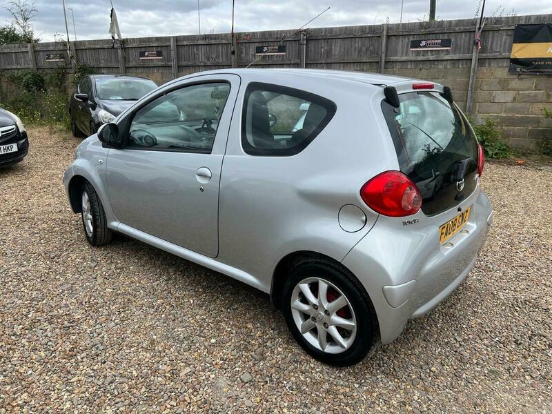 Toyota Aygo 1.0 Vvt-i Platinum Multimode Silver #3