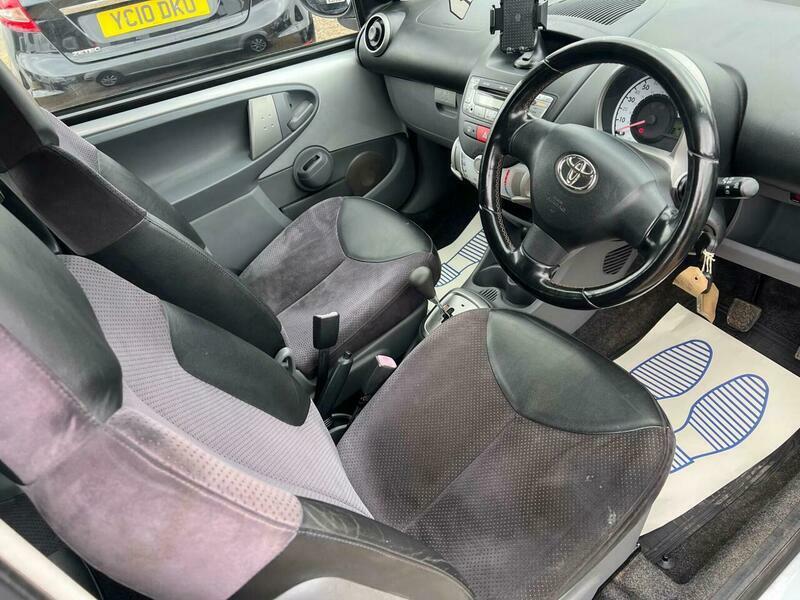 Toyota Aygo 1.0 Vvt-i Aygo Mmt Grey #21