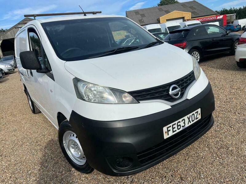 Nissan NV200 Panel Van White #11
