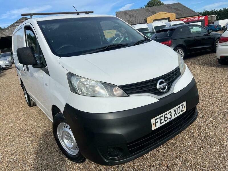 Nissan NV200 Panel Van White #9