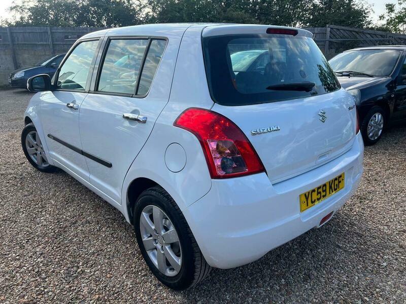 Suzuki Swift 1.3 Sz-l White #5