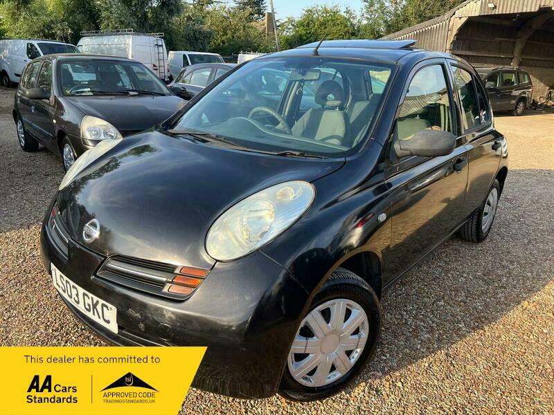 Nissan Micra 1.2 16V S Black #3