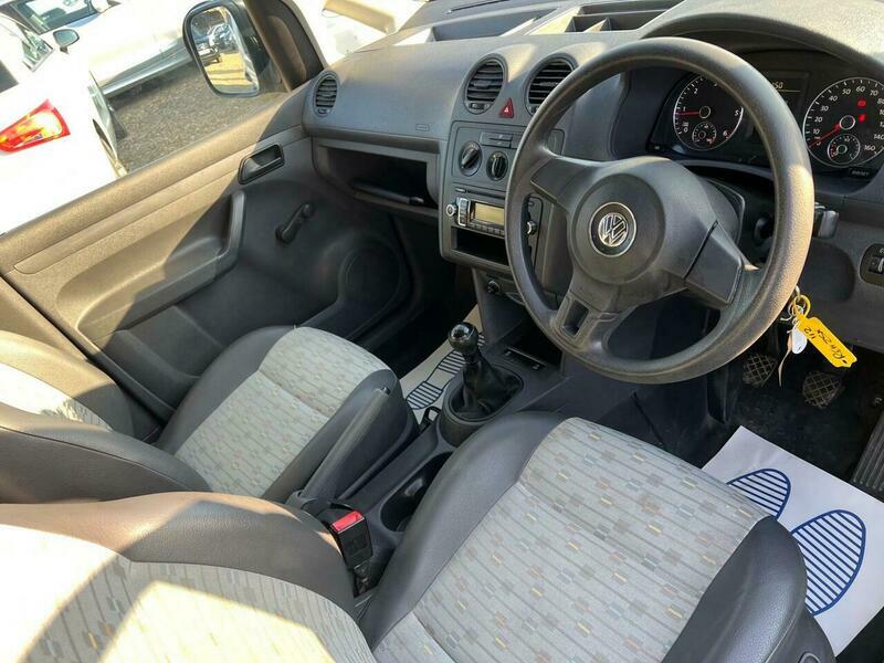 Volkswagen Caddy 1.6 Tdi Bluemotion Tech White #2