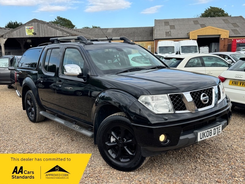 Nissan Navara 2.5 Dci Aventura Pickup Black