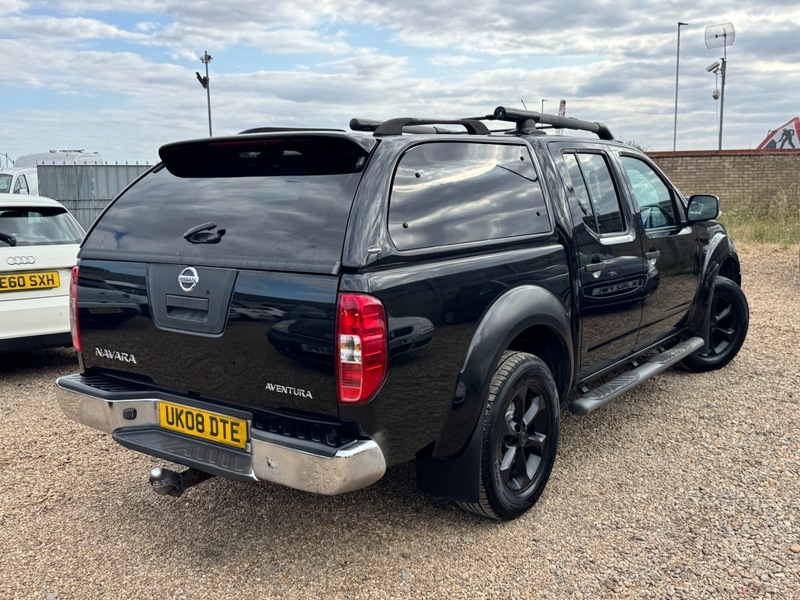 Nissan Navara Silver #10