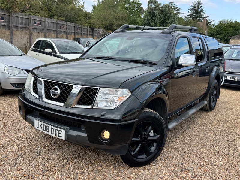 Nissan Navara 2.5 Dci Aventura Pickup Black #6