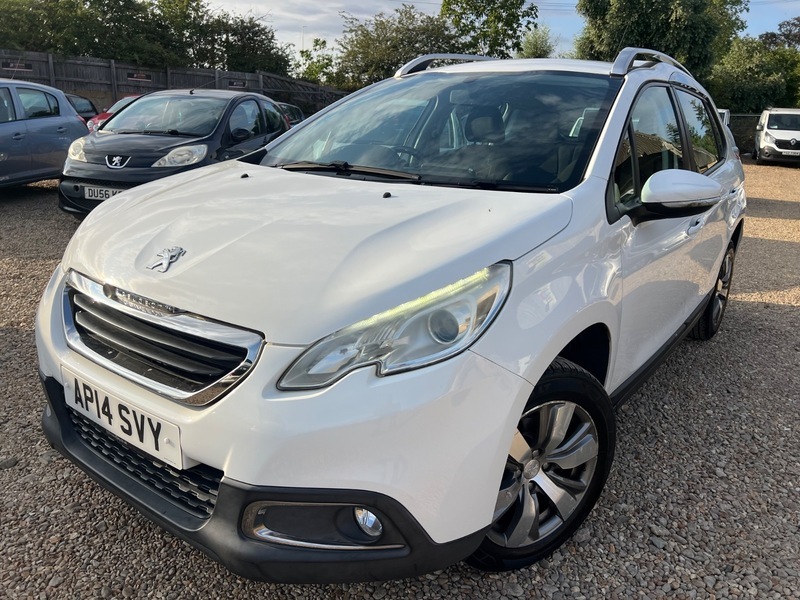Peugeot 2008 Active White #6