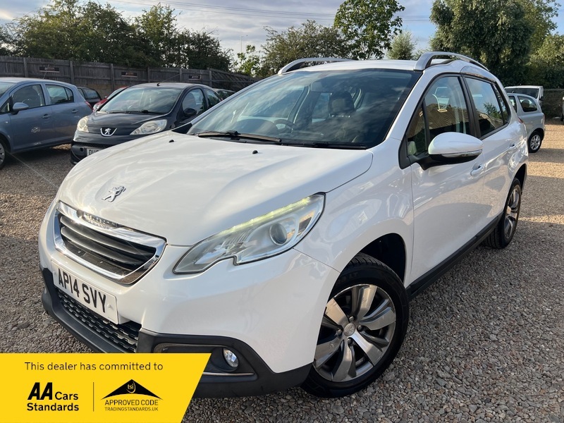 Peugeot 2008 Active White #2