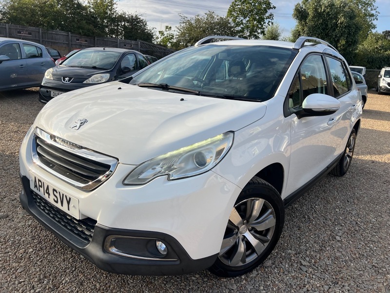 Peugeot 2008 Active White #4