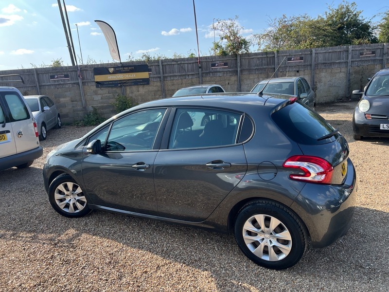 Peugeot 208 Access Plus Grey #6