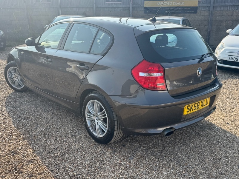BMW 1 Series 2008 58 2.0 #11