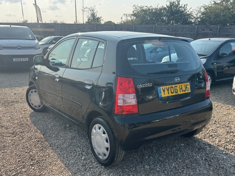 Kia Picanto 1.1 Lx Black #6