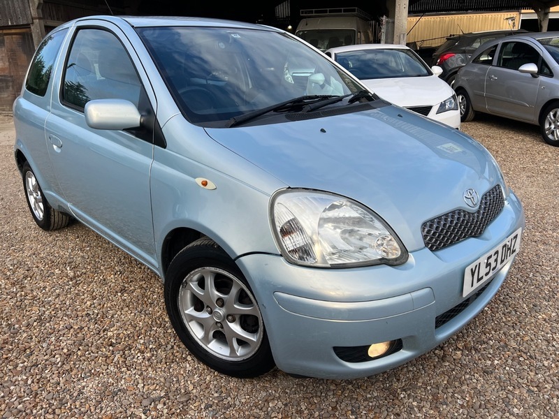 Toyota Yaris Hatchback #20