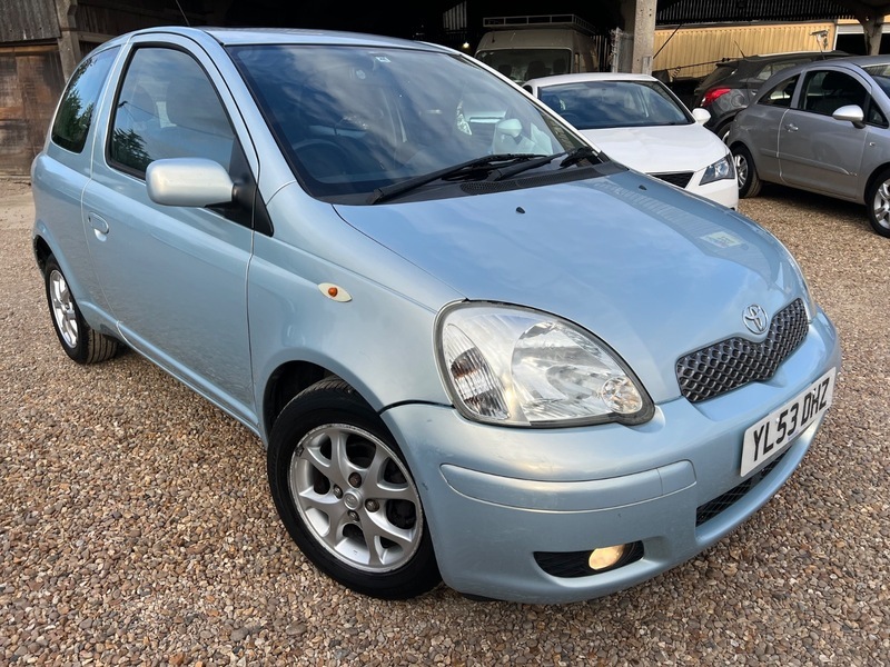 Toyota Yaris Hatchback #15
