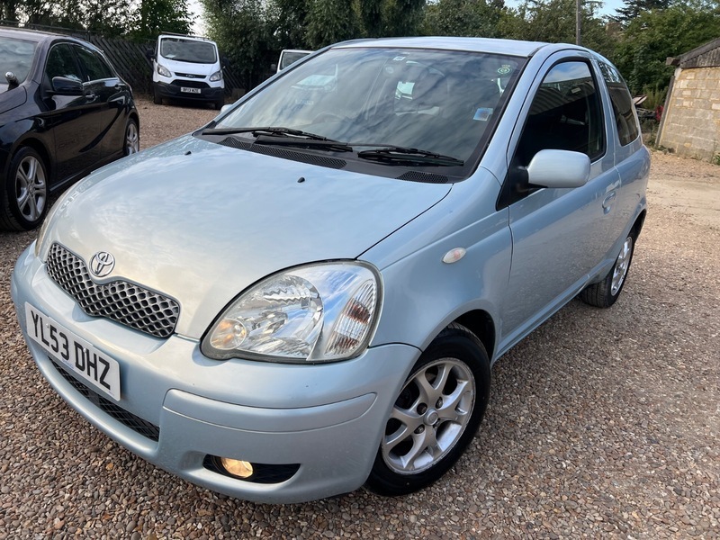 Toyota Yaris Hatchback #11