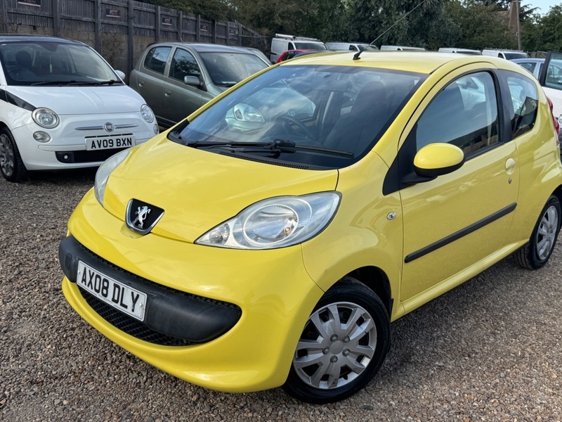 Peugeot 107 Hatchback Red #11