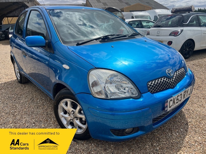Toyota Yaris Vvti T Spirit Blue