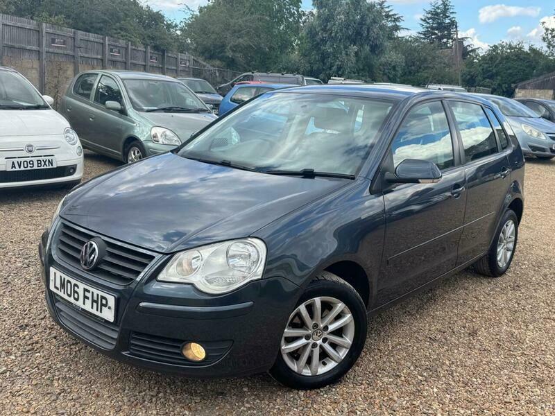 Volkswagen Polo Hatchback 1.2 E 200656 Silver #10