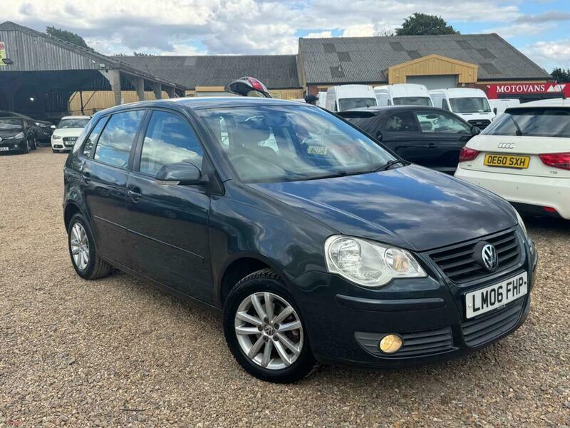 Volkswagen Polo Hatchback 1.2 E 200656 Silver #17