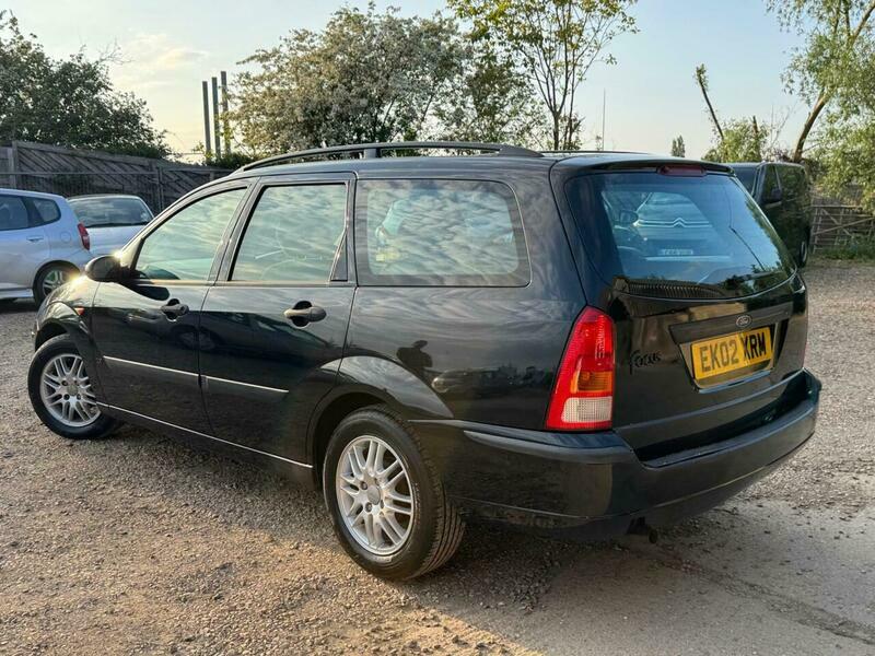 Ford Focus 1.8 L 1.8 Tddi Ghia Blue #14